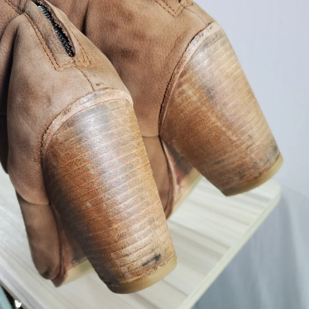 EU 40 US 10 Rag & Bone Matte Pebble Grain Tan Sand Camel Zip Bootie Newbury